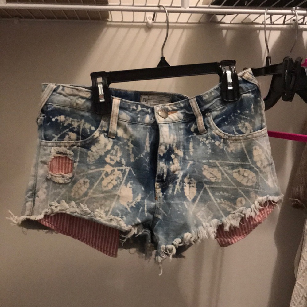 FREE PEOPLE SHORTS size 28